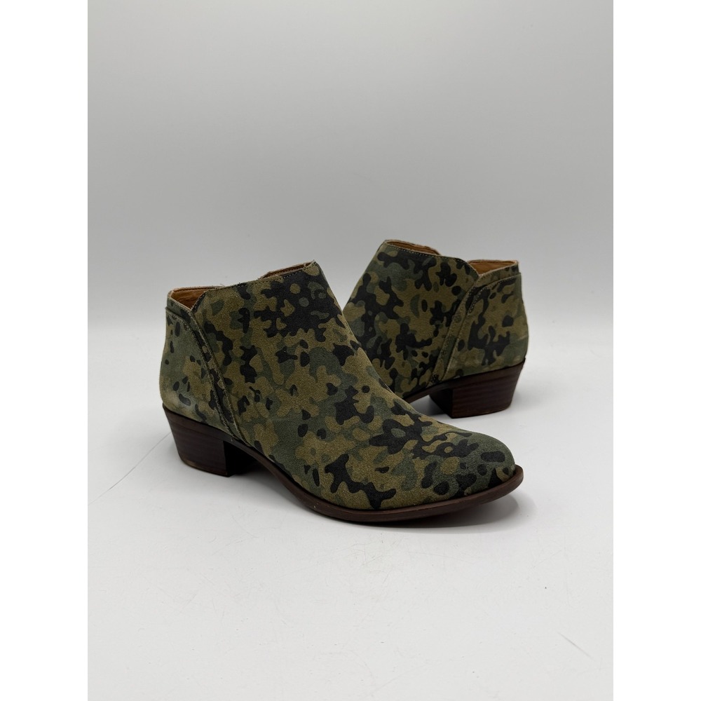 Lucky Brand Barstyn Green Camo Suede Ankle Booties Womens Size 7.5M No Box